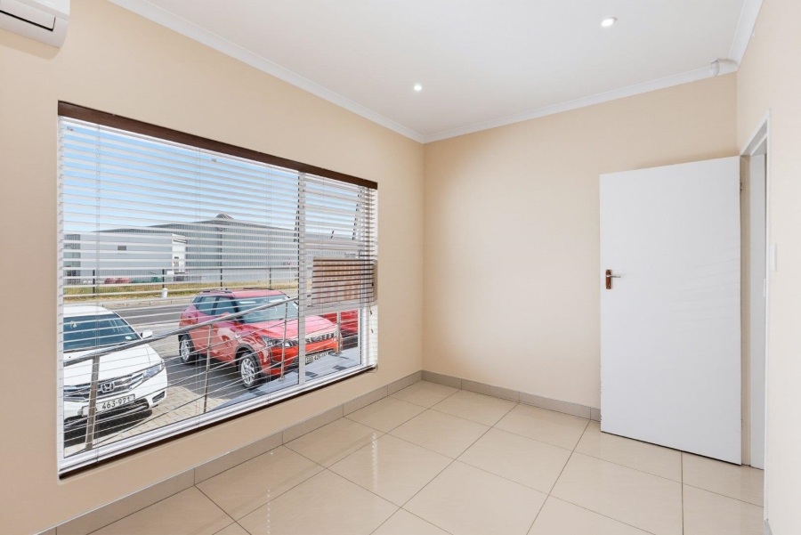 To Let Commercial Property for Rent in Table View Western Cape
